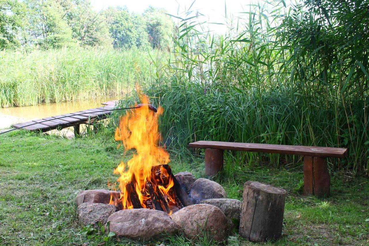 Bajkowe Mazury Domek Holenderski Plaza Lodki Kajaki Wedkowanie Mikołajki Luaran gambar